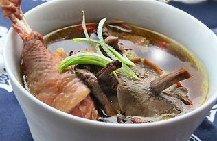 五台山400元台蘑炖鸡贵不贵？
