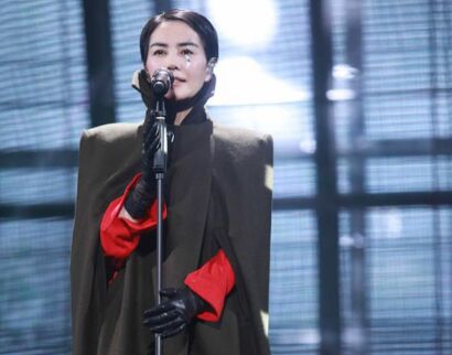 高晓松挺王菲龚琳娜再炮轰皇帝新衣穿多久