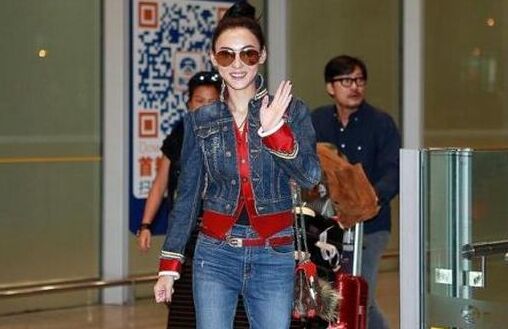张柏芝闻霆锋王菲婚讯笑容满面希望有结果