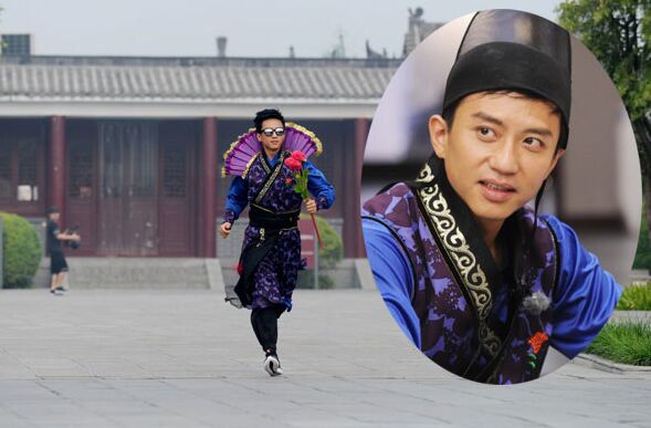 邓超否认怕老婆：来《跑男》也得撕烂她的名牌