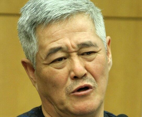 弟子爆赵本山瘦了几斤暗示什么